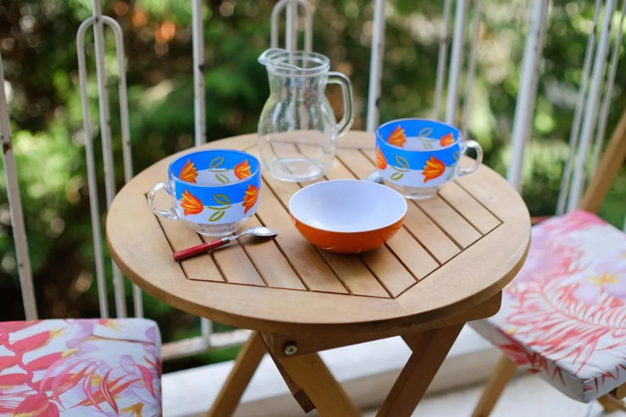 Studio En Bord De Mer Cagnes-sur-Mer Apartment